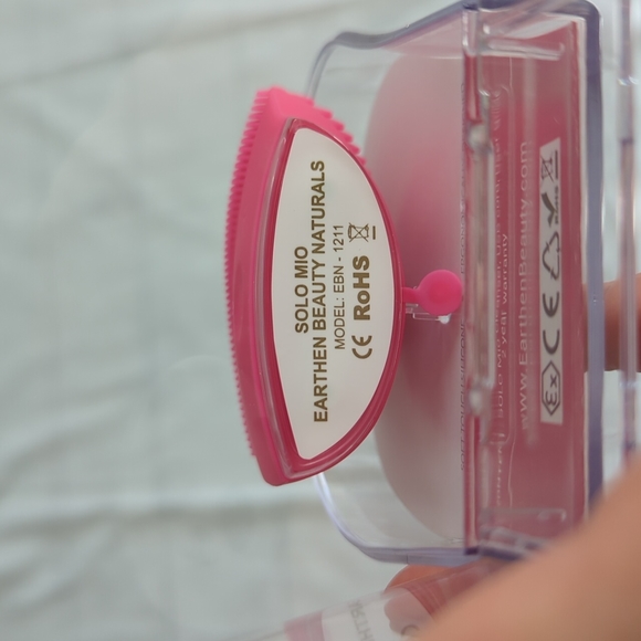 Solo Mio Sonic Dermal Cleanser Exfoliator Brush, New in Box, EBN-1211 - Picture 6 of 6